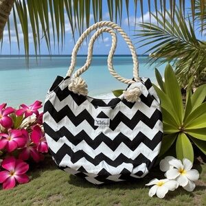 CHEVRON BEACH BAG